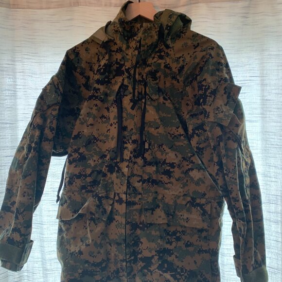 Genuine Marine Corps Gore-Tex Parka - Picture 1 of 5